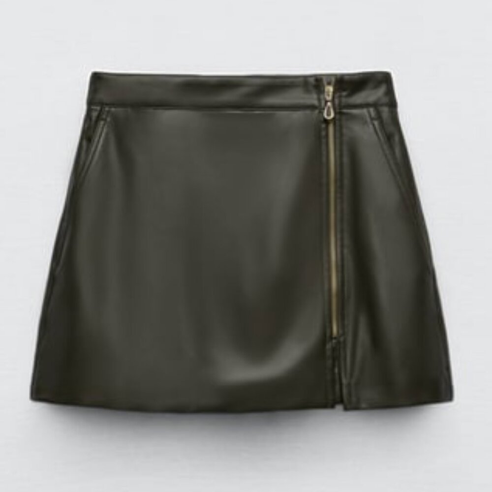Zara  GOLD ZIPPER FAUX LEATHER SKORT - Med, Khaki, Dark Olive Green